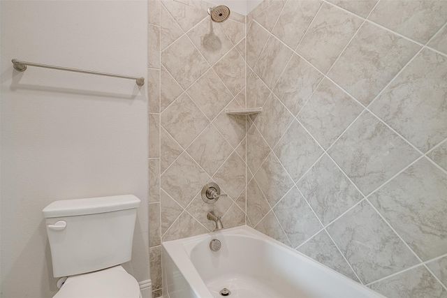 8230 Honeywell Avenue, Greenville, TX 75402