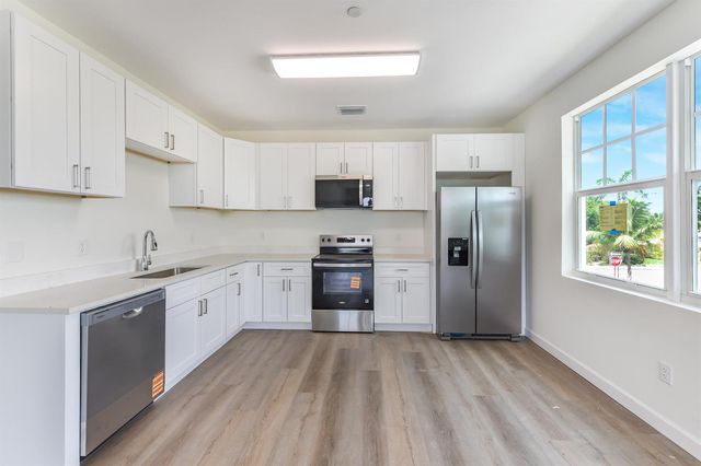 129 S K Street, Lake Worth, FL 33460