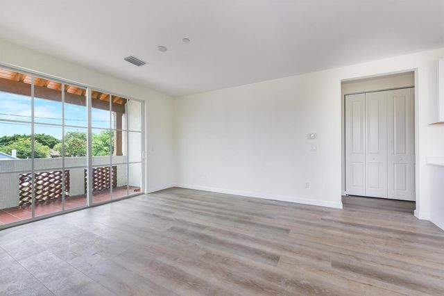 129 S K Street, Lake Worth, FL 33460
