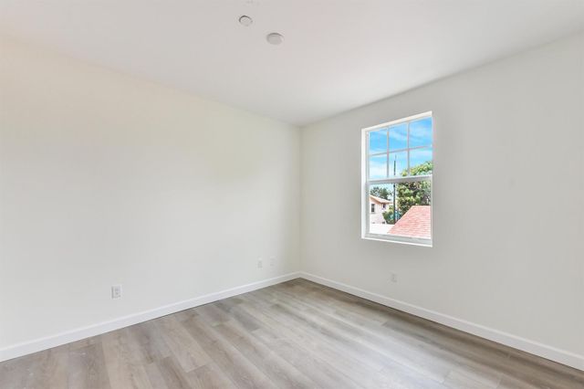 129 S K Street, Lake Worth, FL 33460