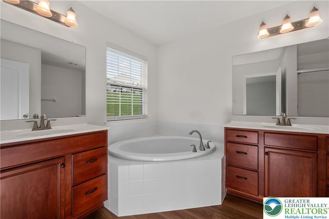 4207 Yorktown Road, Upper Saucon Twp, PA 18036