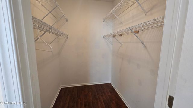 16 Golden Willows Avenue, Lakewood, NJ 08701