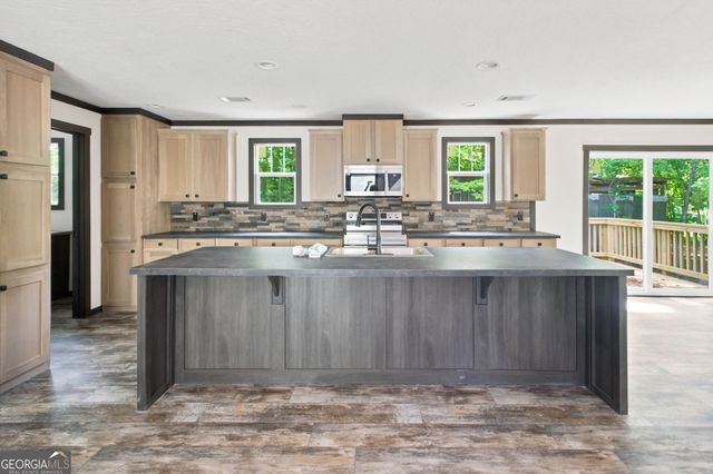 25 Lewis Barrett Boulevard, Rome, GA 30161