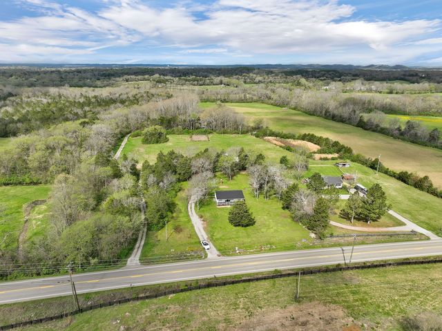 2462 Lewisburg Pike, Spring Hill, TN 37174