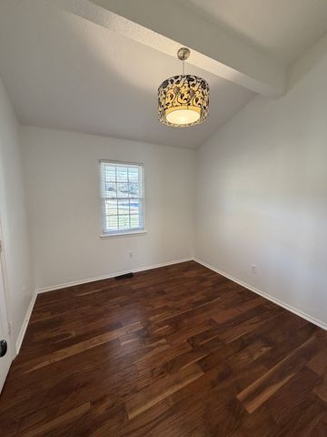 2462 Lewisburg Pike, Spring Hill, TN 37174