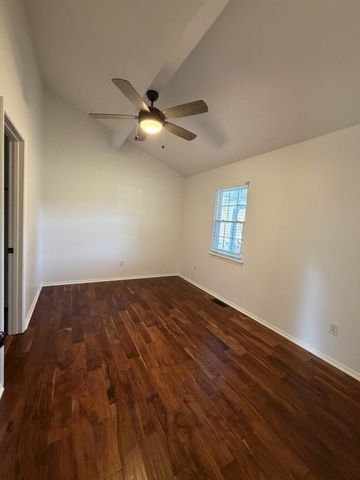 2462 Lewisburg Pike, Spring Hill, TN 37174