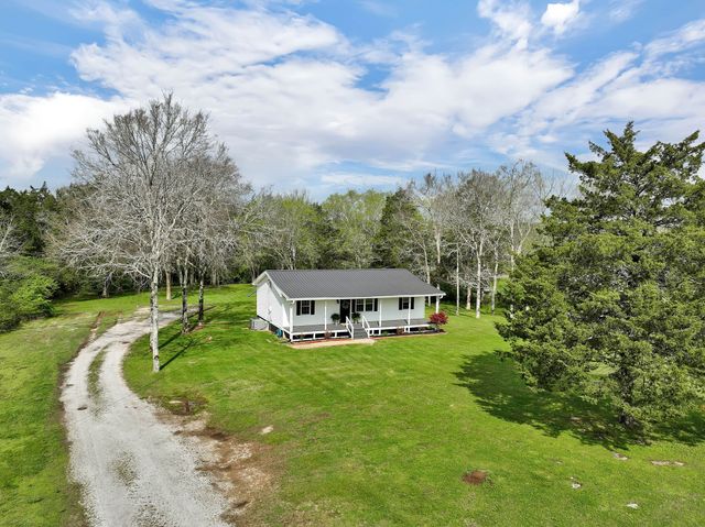 2462 Lewisburg Pike, Spring Hill, TN 37174