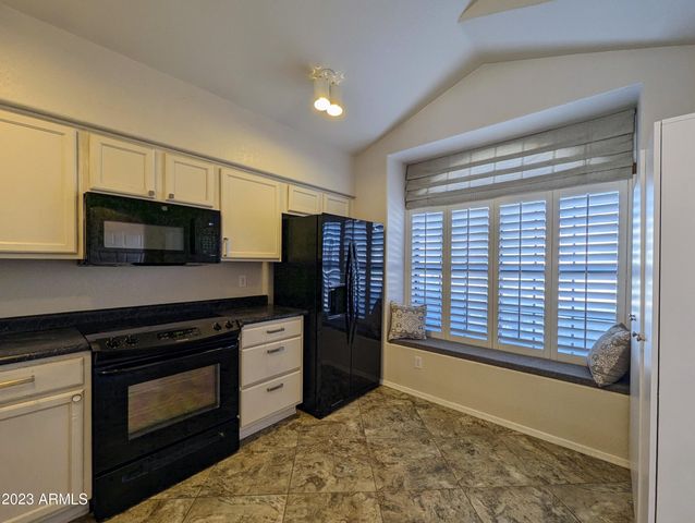 1902 N BARKLEY -- 14, Mesa, AZ 85203