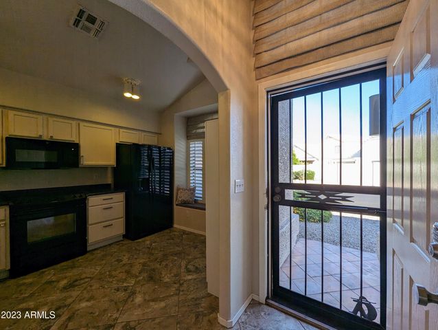 1902 N BARKLEY -- 14, Mesa, AZ 85203