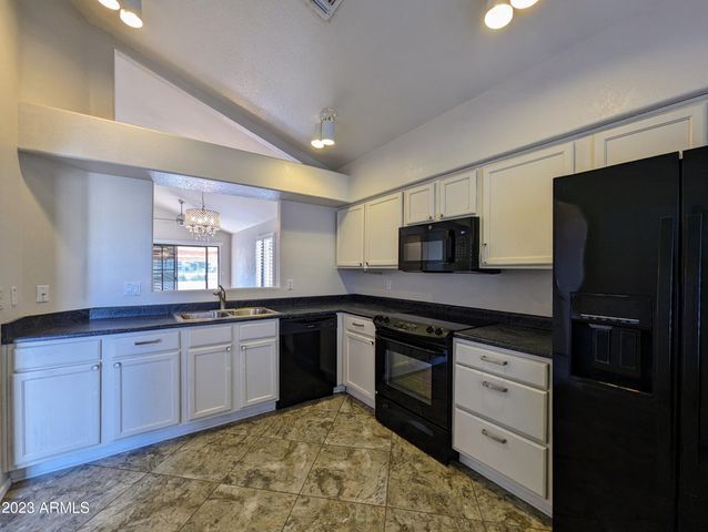 1902 N BARKLEY -- 14, Mesa, AZ 85203