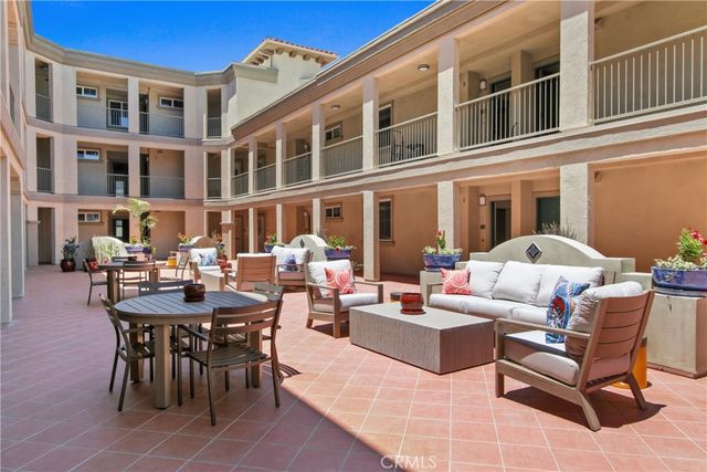 927 Deep Valley Drive 215, Rolling Hills Estates, CA 90274