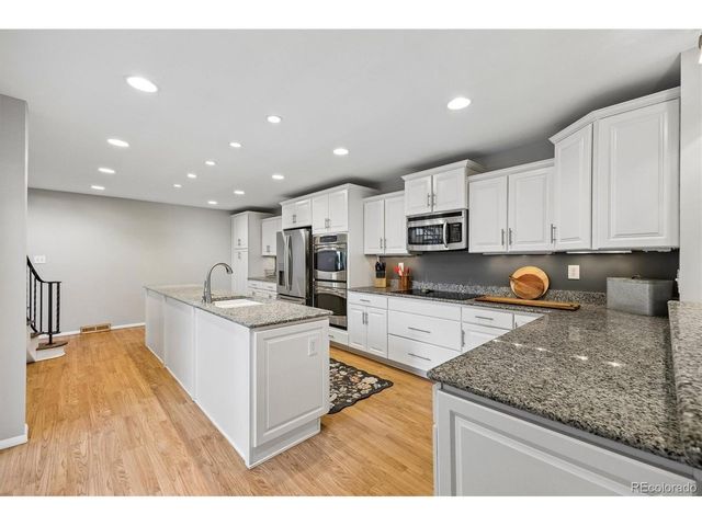 3350 S Oneida Way, Denver, CO 80224