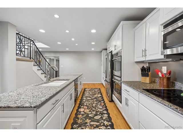 3350 S Oneida Way, Denver, CO 80224