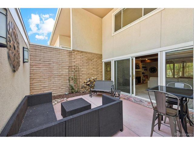 3350 S Oneida Way, Denver, CO 80224