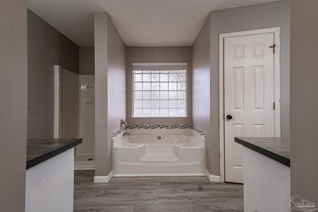 6116 Electra Ln, Pensacola, FL 32507