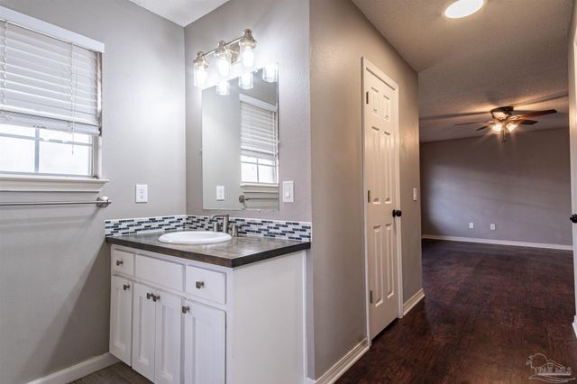 6116 Electra Ln, Pensacola, FL 32507