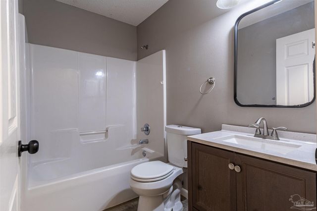 6116 Electra Ln, Pensacola, FL 32507