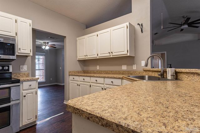 6116 Electra Ln, Pensacola, FL 32507