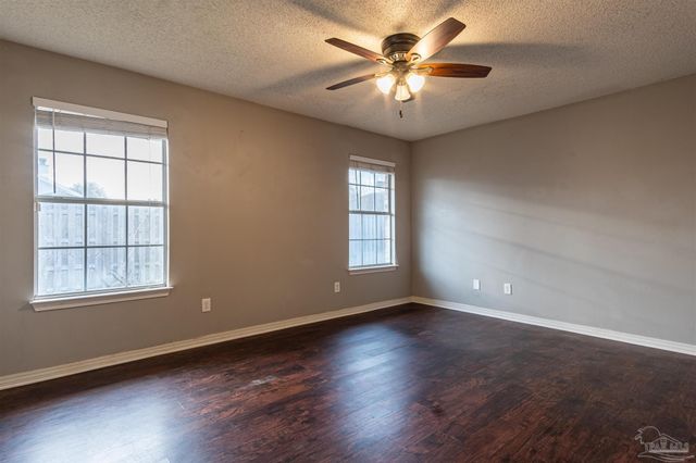 6116 Electra Ln, Pensacola, FL 32507