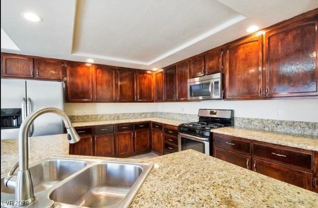 7517 Heather Knoll Circle, Las Vegas, NV 89129