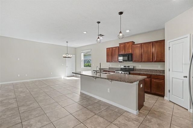 21087 PLEASANT PLAINS PARKWAY, Land O Lakes, FL 34637