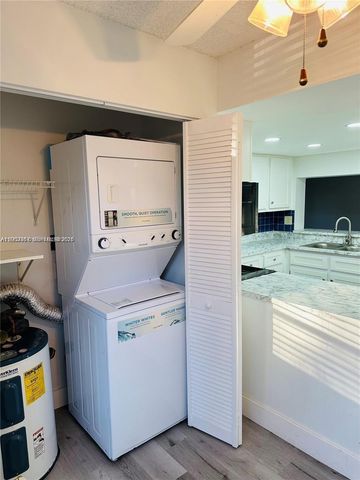 9501 Seagrape Drive 101, Davie, FL 33324