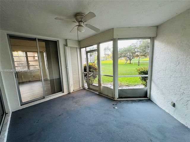 9501 Seagrape Drive 101, Davie, FL 33324
