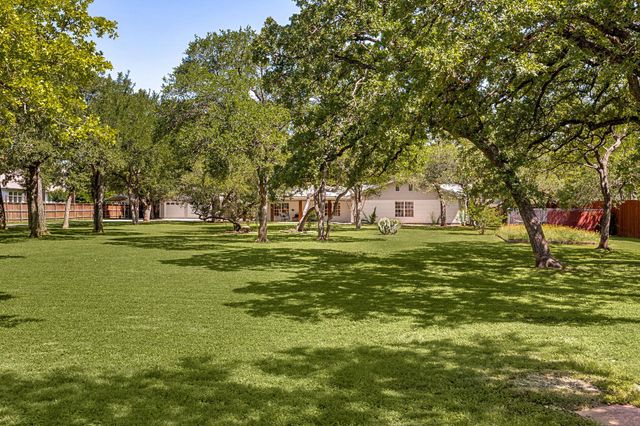 1501 W Park ST, Cedar Park, TX 78613