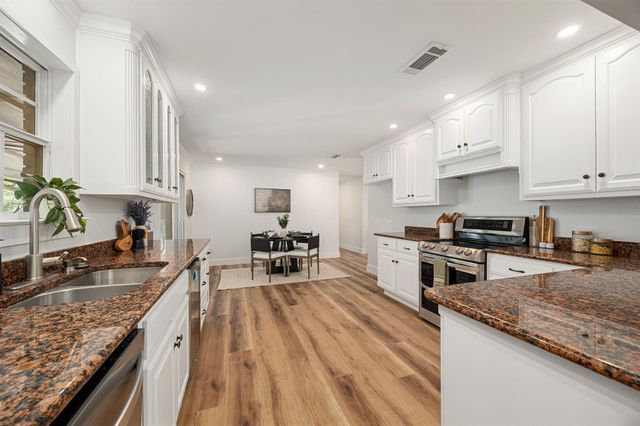 1501 W Park ST, Cedar Park, TX 78613