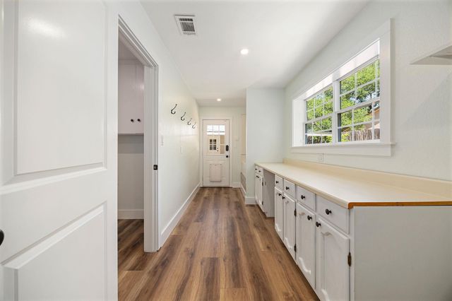 1501 W Park ST, Cedar Park, TX 78613