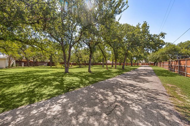 1501 W Park ST, Cedar Park, TX 78613