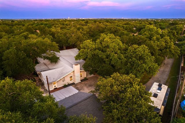 1501 W Park ST, Cedar Park, TX 78613