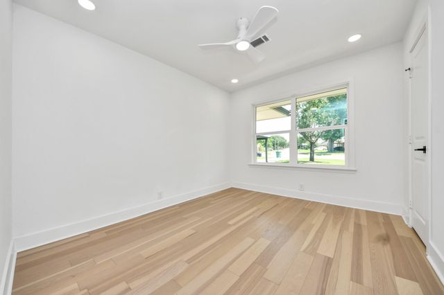 1715 Fawnhope Drive, Houston, TX 77008