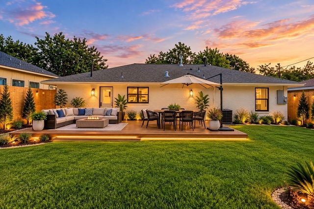 1715 Fawnhope Drive, Houston, TX 77008