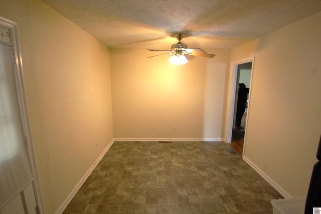 2936 Clay St # 15-12-15, Paducah, KY 42001