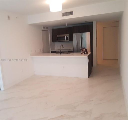 488 NE 18th St 2008, Miami, FL 33132