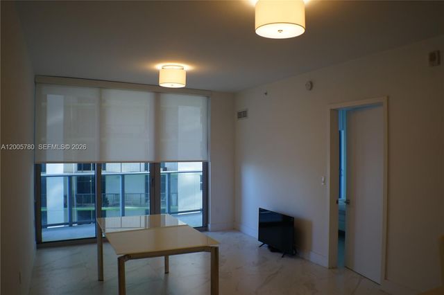 488 NE 18th St 2008, Miami, FL 33132