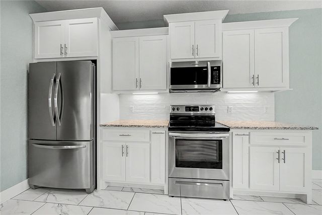 1 Kent Drive, Bella Vista, AR 72714