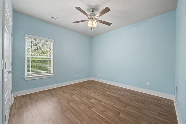 1 Kent Drive, Bella Vista, AR 72714