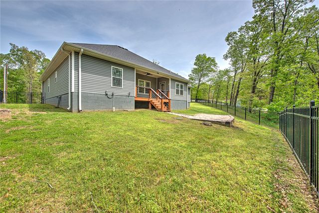 1 Kent Drive, Bella Vista, AR 72714