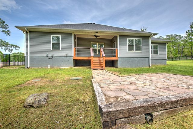 1 Kent Drive, Bella Vista, AR 72714