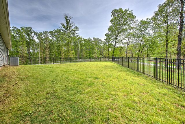 1 Kent Drive, Bella Vista, AR 72714
