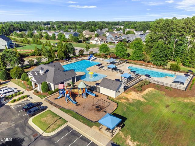 637 Apalachia Lake Drive, Fuquay Varina, NC 27526