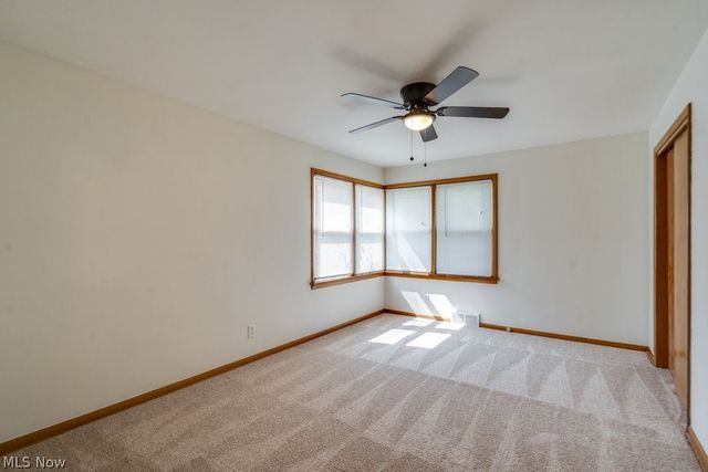 2031 W Pleasant Valley Road, Parma, OH 44134