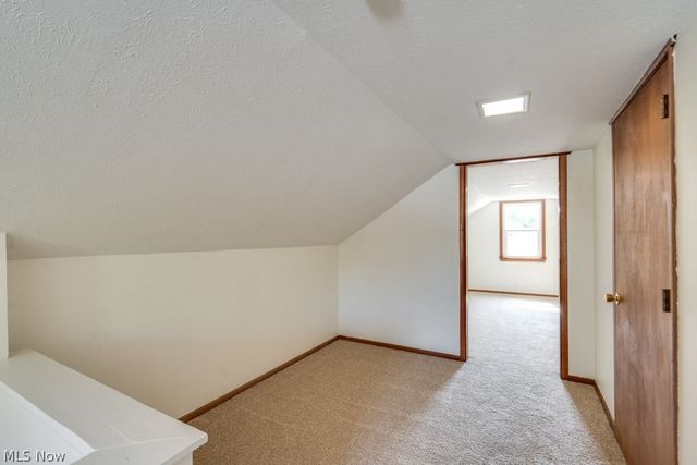 2031 W Pleasant Valley Road, Parma, OH 44134