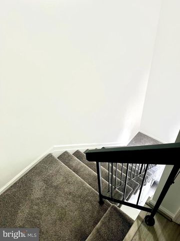 102 TEAL CT, East Windsor, NJ 08520