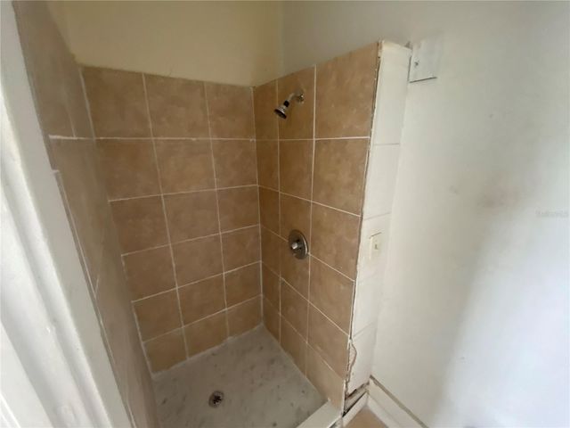 342 E TILLMAN AVENUE, Lake Wales, FL 33853