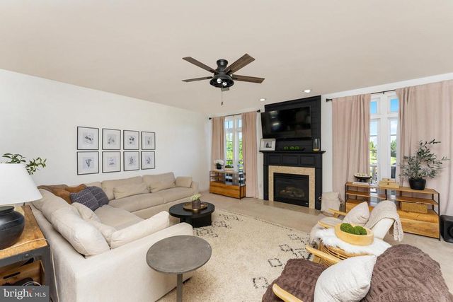 4650 SPRING RUN RD, Warrenton, VA 20187