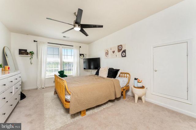 4650 SPRING RUN RD, Warrenton, VA 20187