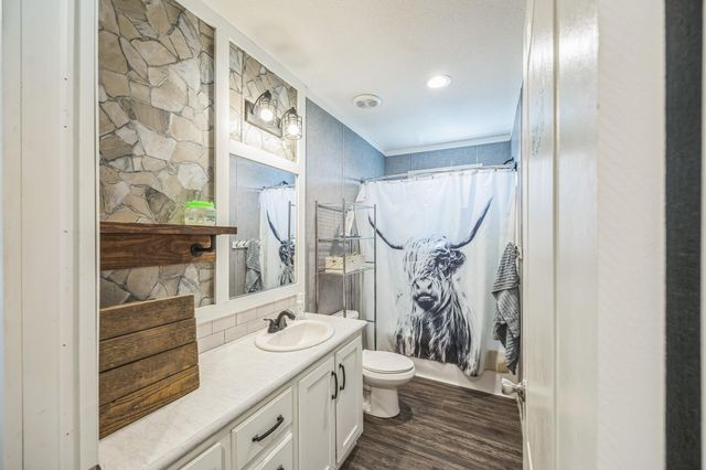 248 County Road 477, Palacios, TX 77465